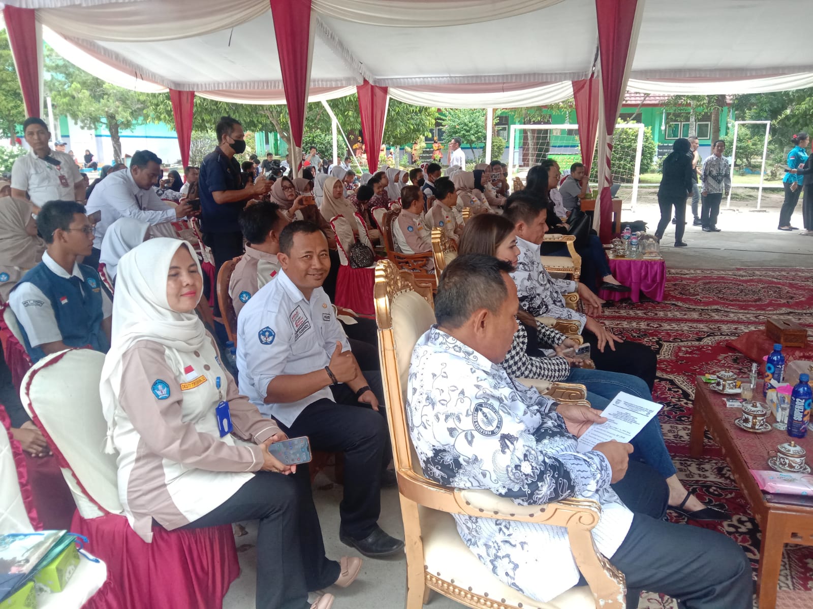 Bupati OKU Timur Enos Launching Digitalisasi Pendidikan