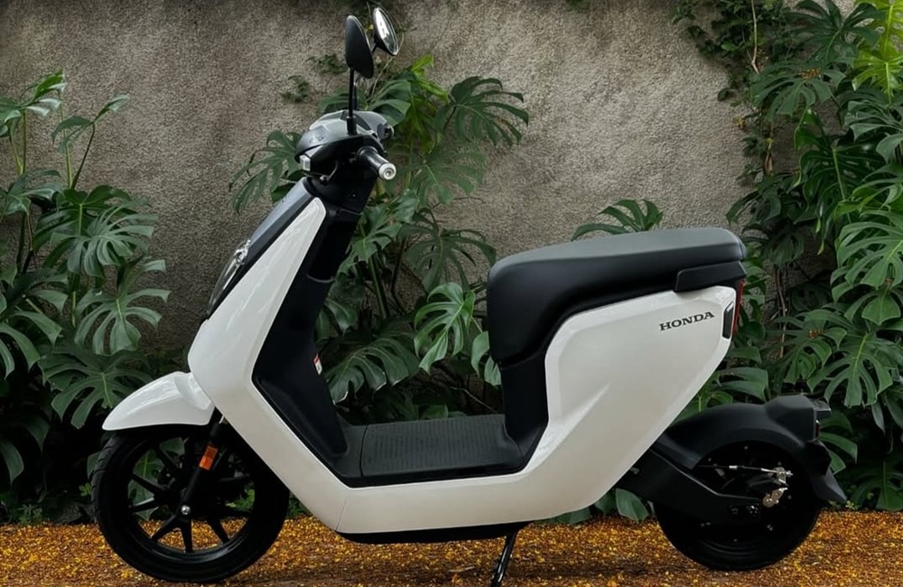 Dengan Tampilan Futuristik dan Ramping, Motor Listrik Honda V-Go Cocok Untuk Antar Jemput Anak Sekolah