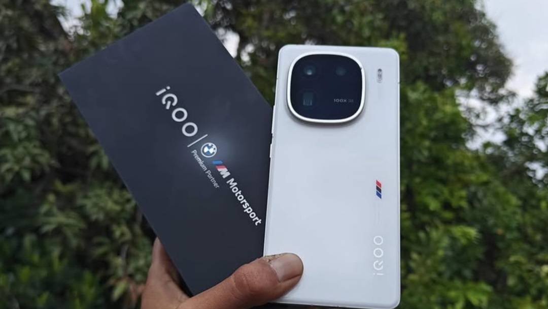 iQOO 12 5G: Ponsel Kekinian dengan Spesifikasi Tinggi