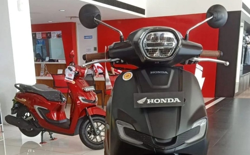 Clasic Namun Asik, Honda Stylo 160 Resmi Mengaspal Di Indonesia ...