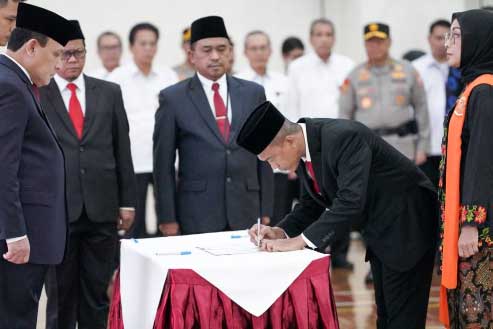 Mantan Wakapolda Sumatera Selatan Ini Dilantik Sebagai Deputi Bidang Penindakan dan Eksekusi KPK