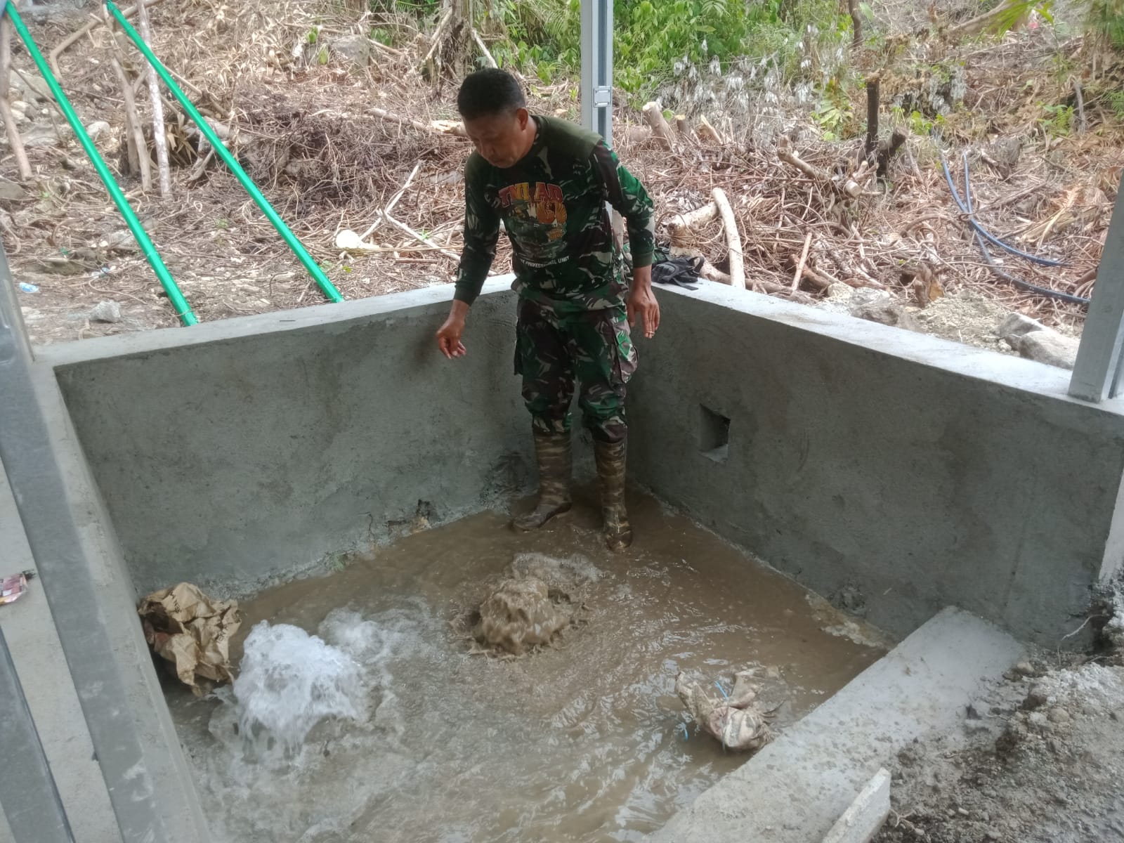 Ratusan Warga Sumringah, Pemkab OKU Timur Wujudkan Pembangunan RUNPUMP Air Bersih