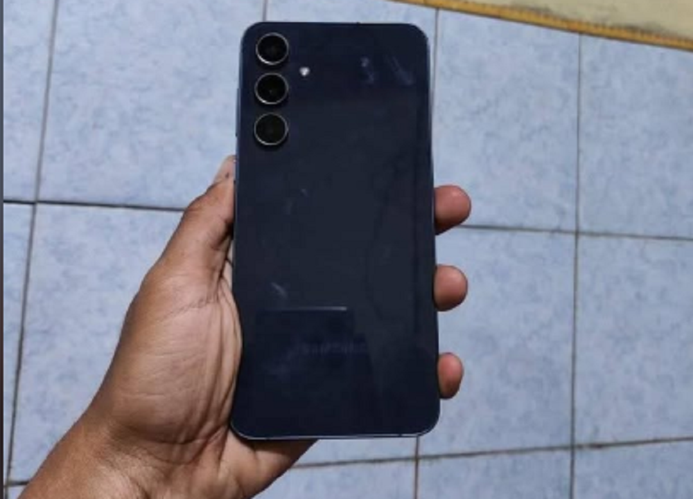  Samsung Galaxy A55 5G atau Infinix Hot 60 Pro+, Performa Unggul yang Mana?