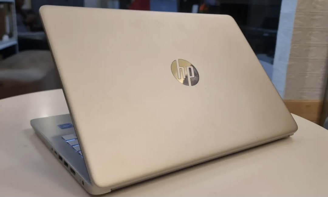 Spesifikasi Laptop HP 14s-dq0508TU, Murah untuk Harian Mempuni Poll