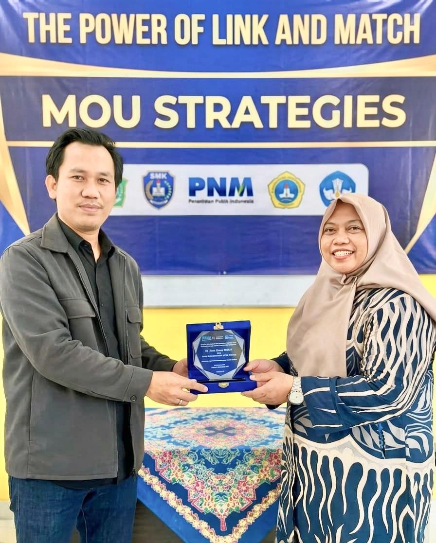 SMKN 1 Semendawai Timur MoU Strategis dengan PT Mitra Utama Madani, Percepat Lulusan Terjun ke Dunia Kerja 