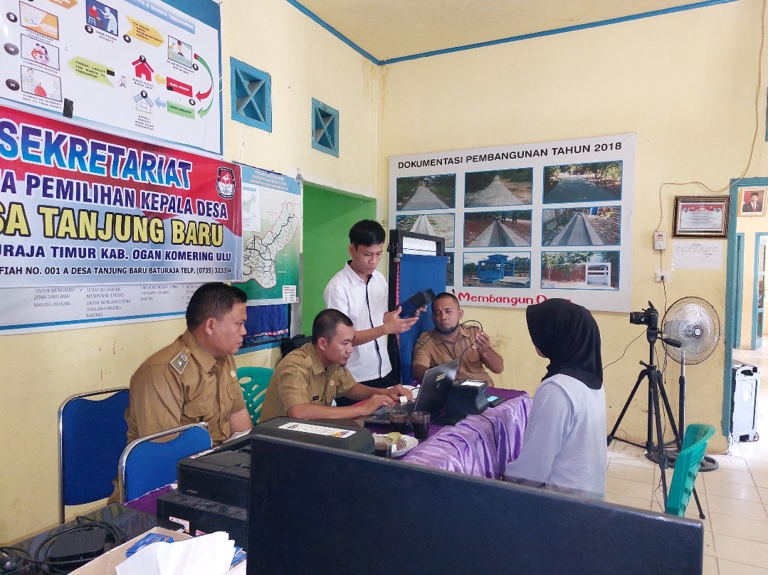 Ayo Rekam E-KTP di Kantor Desa Tanjung Baru