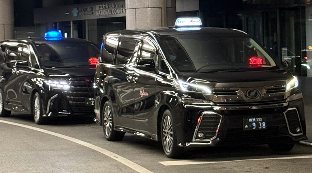 Toyota Vellfire HEV: Mobil MPV Premium, Layaknya Kelas Bisnis di Pesawat