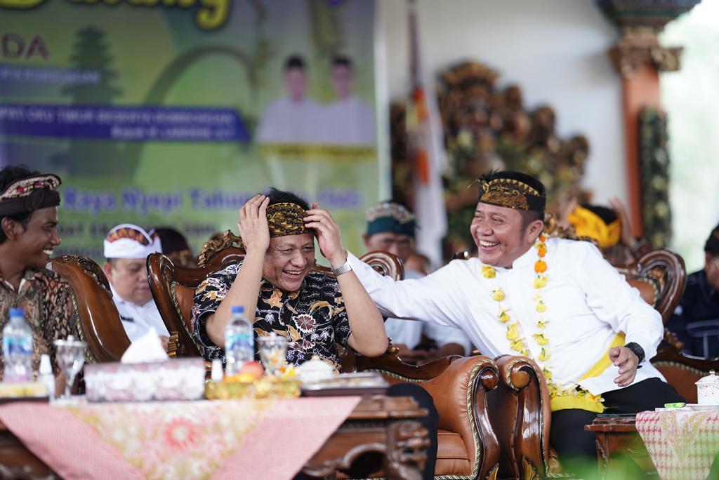 Gubernur Sumsel Bangga dengan Kemajuan di Kecamatan Semendawai Timur