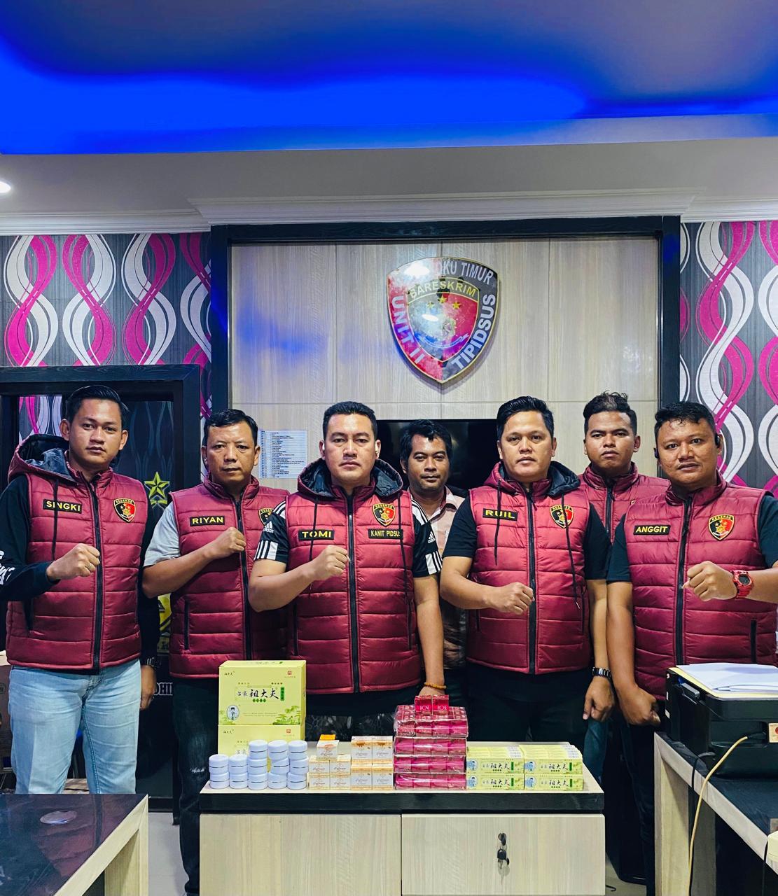 Unit Pidsus Satreskrim Polres OKUT Temukan 118 Kosmetik Ilegal, Pemilik Toko Ditangkap