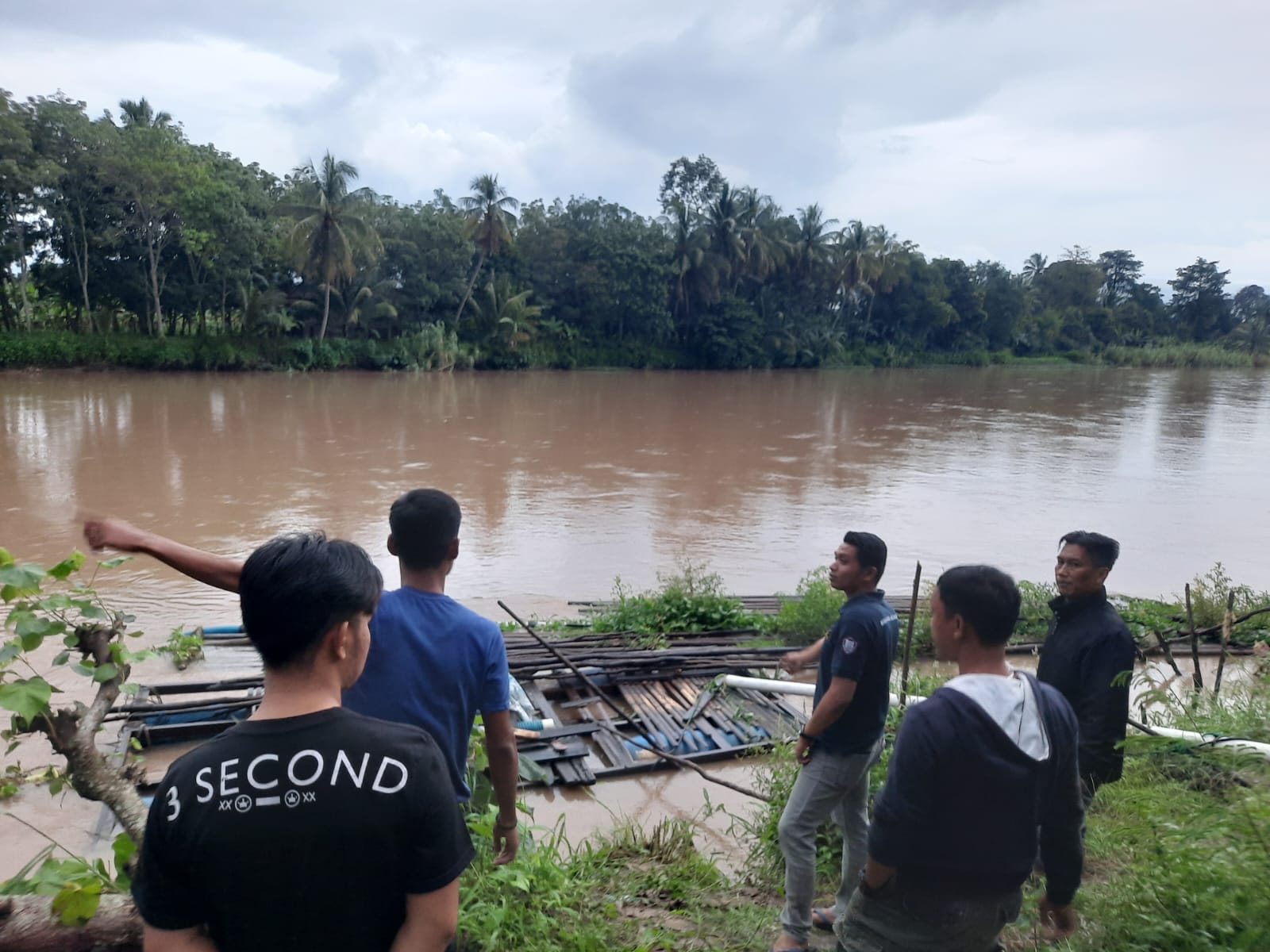 Heboh, Bocah 11 Tahun Tenggelam di Sungai Komering Tanjung Aman