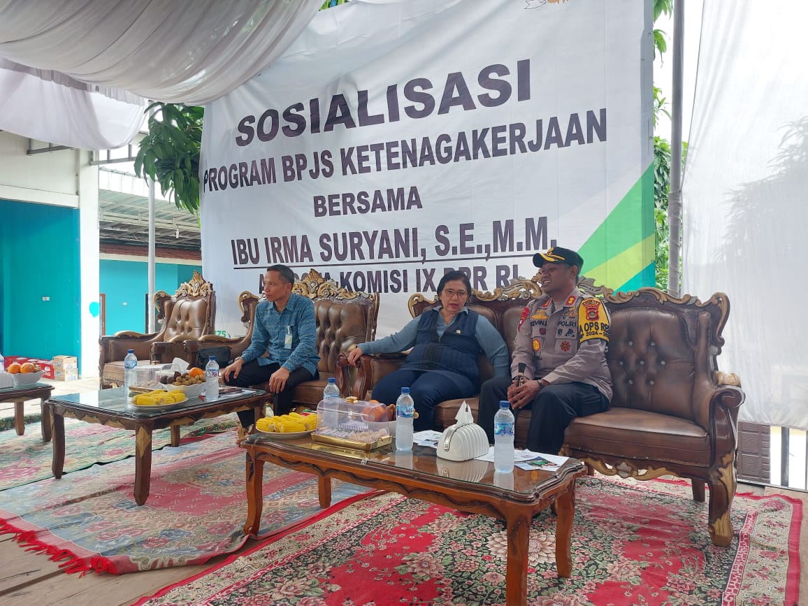 BPJS OKU Raya Bersama Anggota DPR RI Irma Suryani Sosialisasi Program Jaminan Sosial Ketenagakerjaan