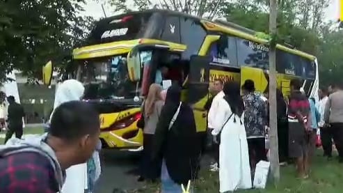 Wakil Bupati OKU Timur sambut 40 Jema’ah Haji Kloter 23