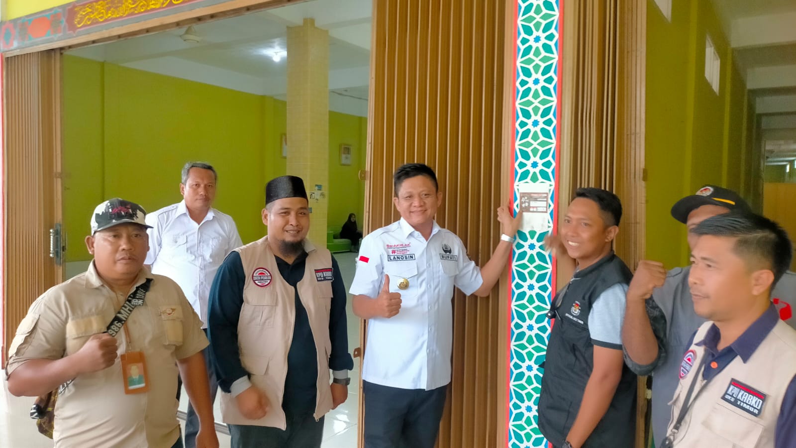 Ketua KPU OKU Timur dan Anggota Lakukan Monitoring Coklit Data Pemilih di Rumah Bupati