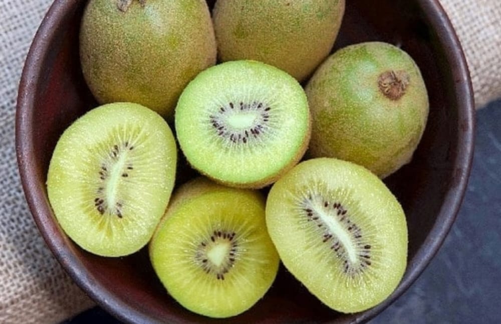 Menjaga Kesehatan Mata dengan Mengonsumsi Buah Kiwi