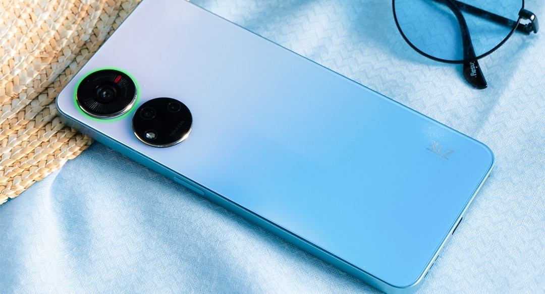 ZTE Blade V40s: Kekuatan dan Gaya dalam Satu Paket, Siap Memikat Pecinta Teknologi