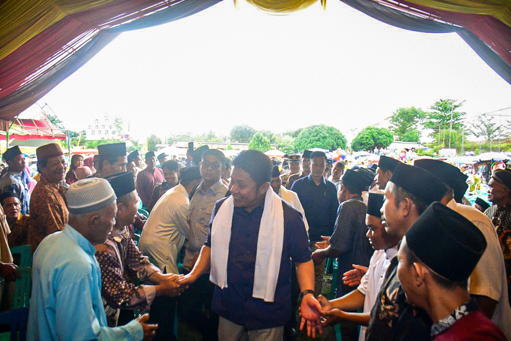 Hadiri Tabligh Akbar di Desa Sido Rejo Muba, Herman Deru Ingatkan Masyarakat Soal Stunting dan GSMP 