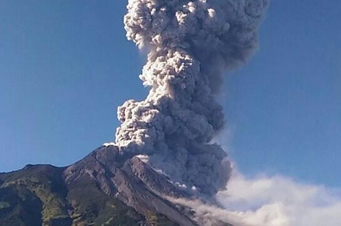 Erupsi Gunung Merapi Kembali Muntahkan Awan Panas