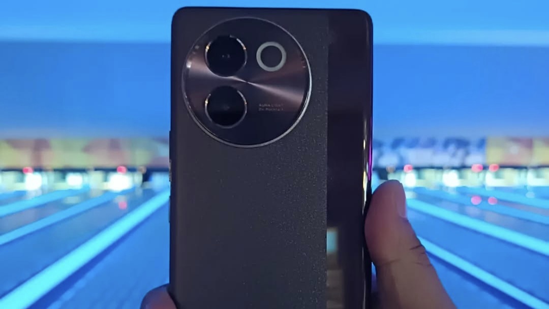 Memuaskan Kamera Vivo V30e: Punya Bodi Cantik, Simak Disini