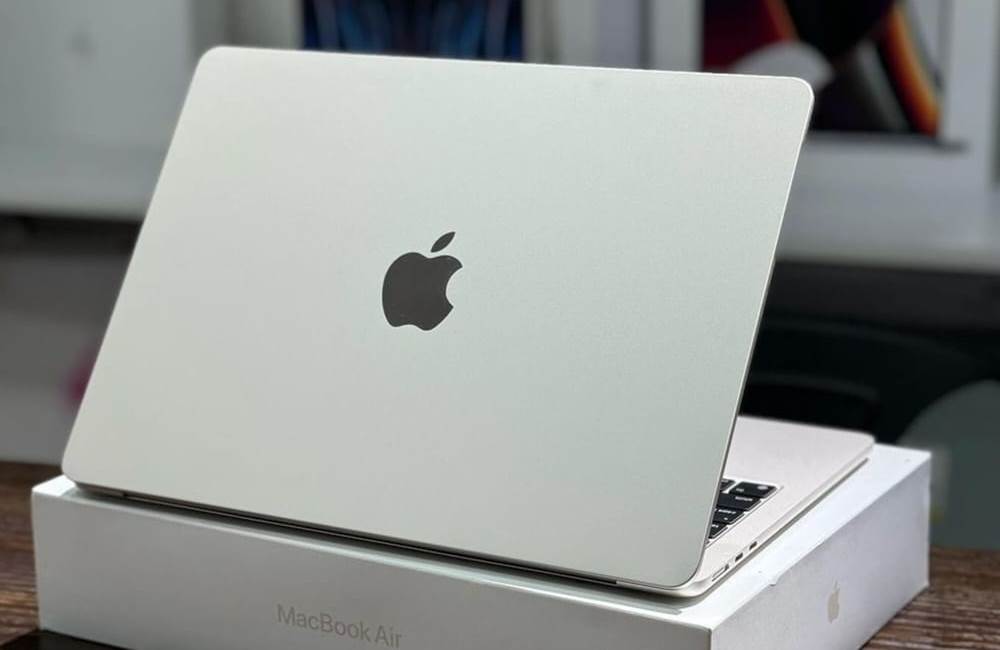 Meluncur dengan Harga Kantoran, Apple MacBook Air 2022 Laptop Memiliki Poni Mirip iPhone 13 Performa Kencang