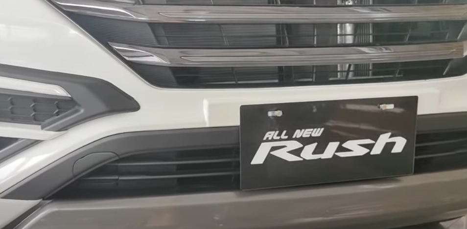 Menggunakan Mesin Hybrid, All New Toyota Rush 2023 Segera Diluncurkan