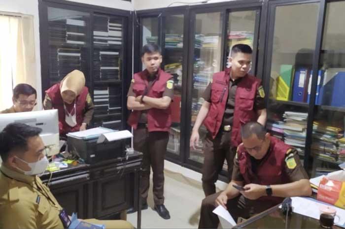 Jaksa Kejari Pagaralam Geledah Kantor Dinas PSDA Sumsel, Sita Sejumlah Dokumen