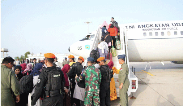 Pasukan TNI Evakuasi Ratusan WNI ke Jeddah, Gunakan Tiga Jalur