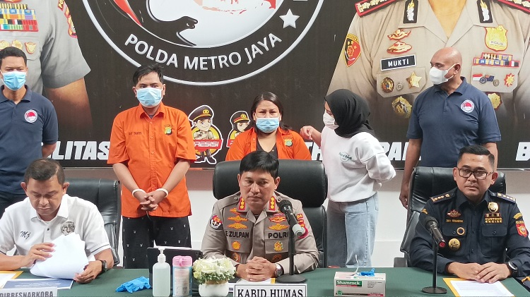 Telan Kokain Seberat 1,2 Kg, Wanita Asal Peru Ditangkap di Bandara Soetta