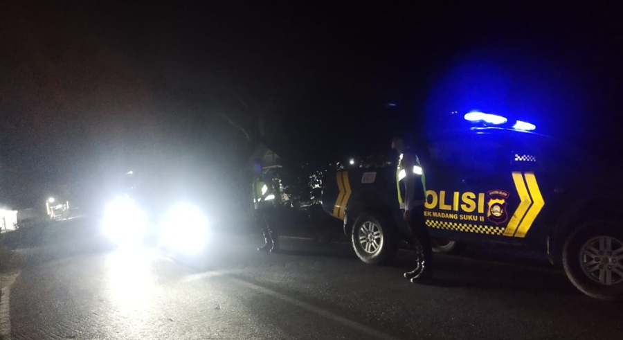 Antisipasi Kejahatan Malam, Polsek Madang Suku II Patroli Lintas Komering