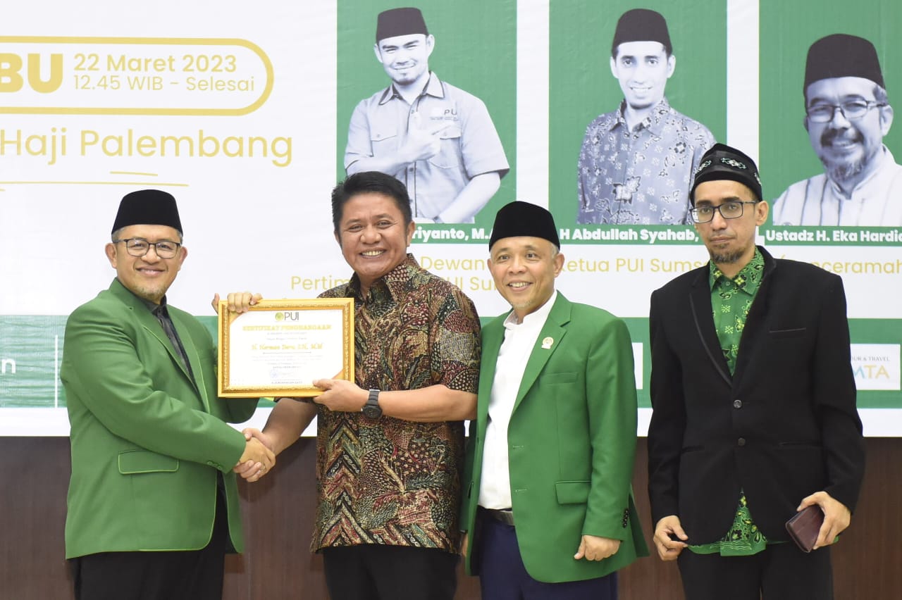 Berhasil Syiarkan Islam Melalui Program  Rumah Tahfidz, Herman Deru Raih Penghargaan