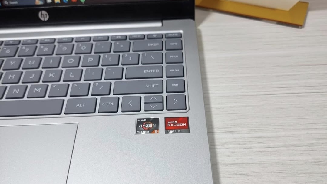 HP 14-EM0015AU: Review Laptop Spesifikasi Gahar Kelas Mid Rang