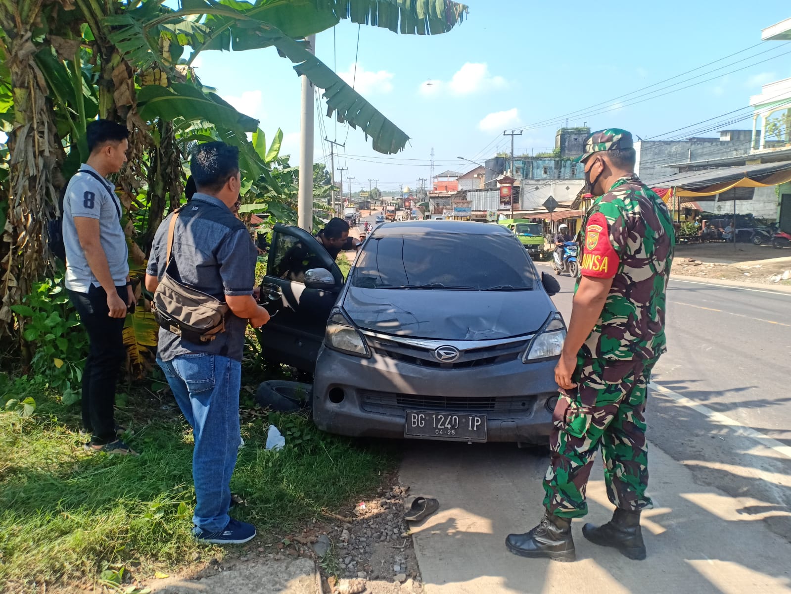 BREAKING NEWS: 5 Warga Bayung Lencir Disandera di Jalintim Palembang-Jambi, Pelaku Ngaku Polisi