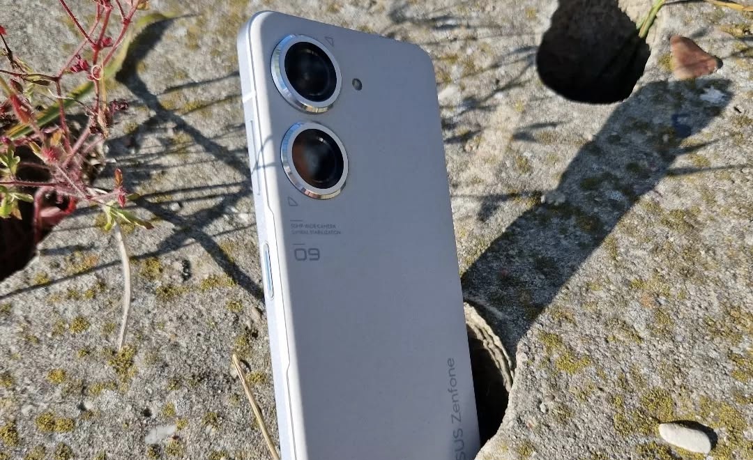 ASUS Zenfone 9: Hp Lawas yang Masih Berkelas, Simak Spesifikasinya