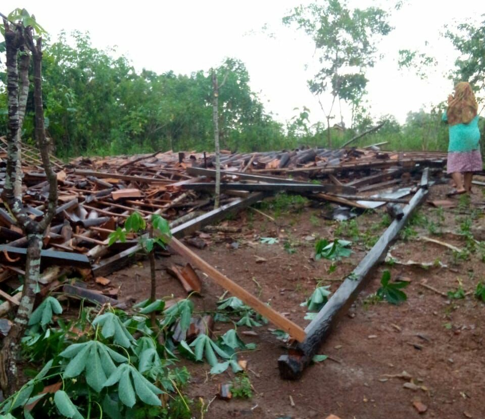 Diterjang Angin Puting Beliung, Puluhan Rumah di OKU Rusak, 164 KK Jadi Korban