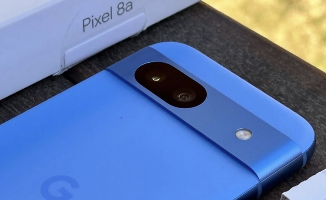 Google Pixel 8a: Hp Falgship, Desain Pas Digenggam, Kamera Cantik