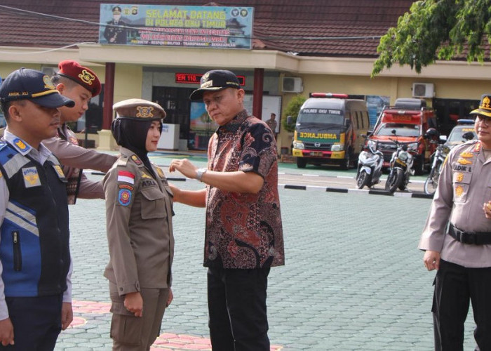 Apel Kesiapan Pasukan Operasi Lilin 2025 Polres OKU Timur