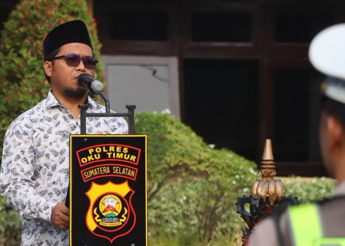 Sampaikan Hikmah Penciptaan Alam, Ustaz Lumatul Arif Isi Tausiyah Binrohtal di Polres OKU Timur