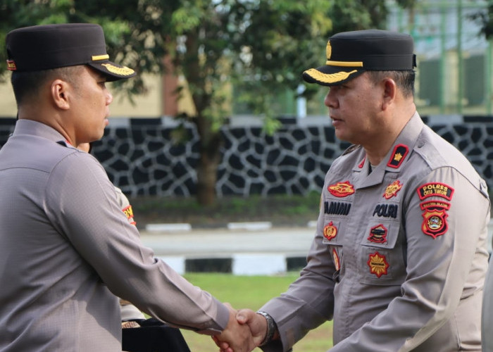 Luar Biasa, Kapolsek Martapura Raih Penghargaan dari Kapolres OKU Timur