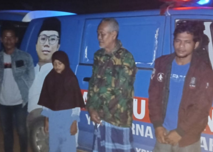 Sakit Bengkak Perut, Relawan YPN Bawa Warga Merbau ini Berobat ke Palembang 