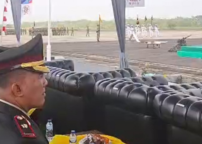 Peringati HUT TNI Ke-81, Jajaran Polres OKU Timur Hadiri Upacara Sinergitas di Lanud Gatot Subroto Way Kanan