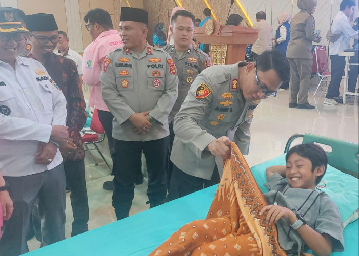 HUT Bhayangkara, Polres OKU Timur Gelar Bakti Kesehatan Sunat Massal, ini kata Kapolres AKBP Adik