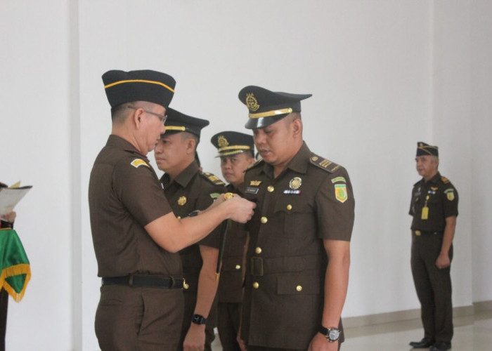 Kejari OKU Timur Rotasi Jabatan, Arif Budiman Kasi Pidum, Ali Mashuri Kasi Datun