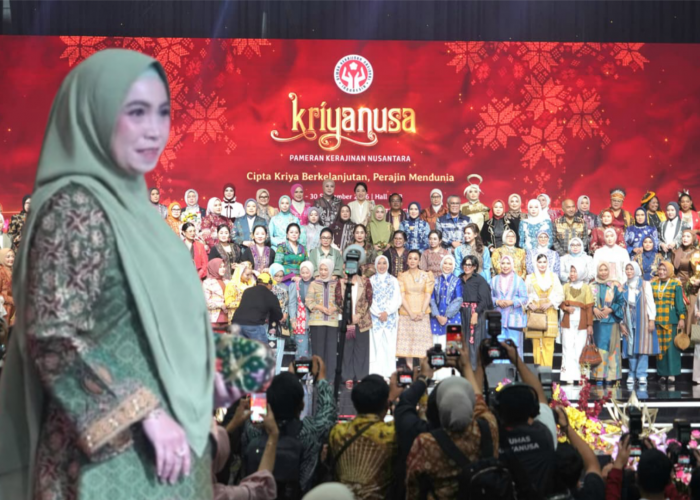 Tampil di Panggung Kriyanusa 2026, Sheila Noberta OKU Timur Kenalkan Wastra Motif Angso Belago