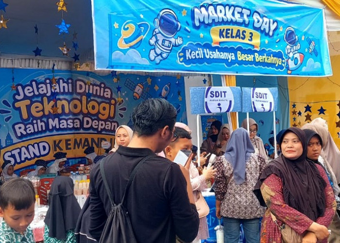 Kenalkan Ekonomi Digital Sejak Dini, SDIT Maryam Muraith Martapura Terapkan Transaksi QRIS di Market Day 2026