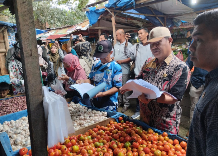 Harga Sembako di Pasar Martapura Cendrung Stabil, Tapi Perlu Waspada, Terutama Jelang Nataru 2023