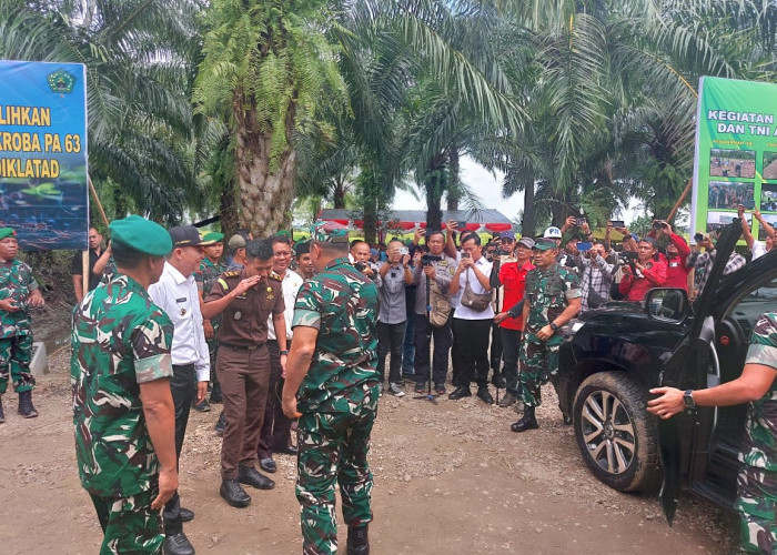 Bupati Enos Sambut Jenderal TNI Maruli di Bumi Sebiduk Sehaluan