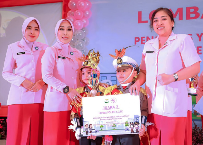 HUT Kemala Bhayangkari 2025, Polres OKU Timur Raih Juara, Ketua Cabang The Best Make Up Fashion Show