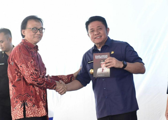 Herman Deru Harapkan  Buku Biografi  Kolonel TNI Purn Djarab Menginspirasi Generasi Muda dan Masyarakat