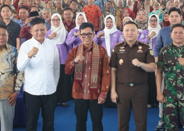 Kunjungi OKU Timur, Ketua Komisi Kejaksaan Ingatkan ASN Adalah Pelayan Masyarakat