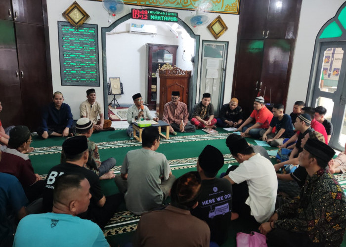 Warga Binaan Lapas Kelas IIB Martapura Antusias Ikuti Pengajian Rutin di Masjid At Taubah