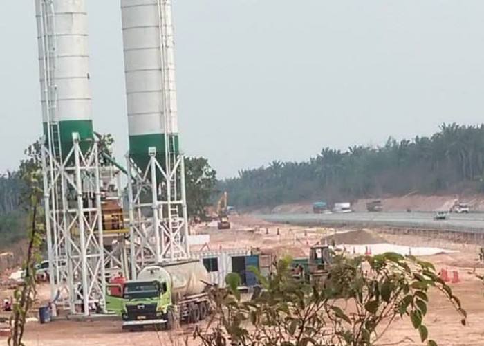 Progres Exit Tol Mataram Jaya KM 274 Terpeka, Pengendara Diimbau Waspada Penyempitan Jalur